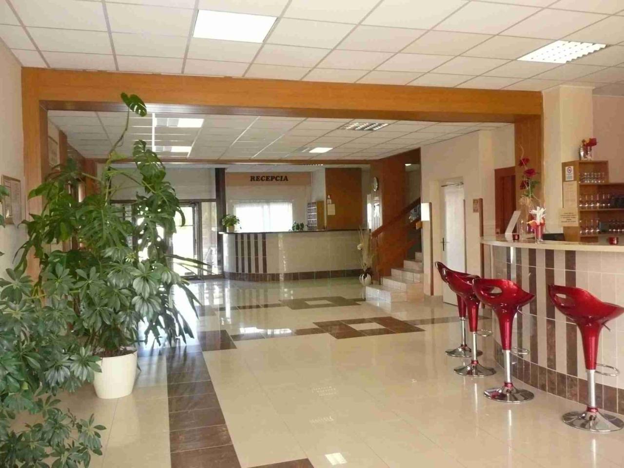 Hotel Pramen - Sivek Hotels Dudince Buitenkant foto